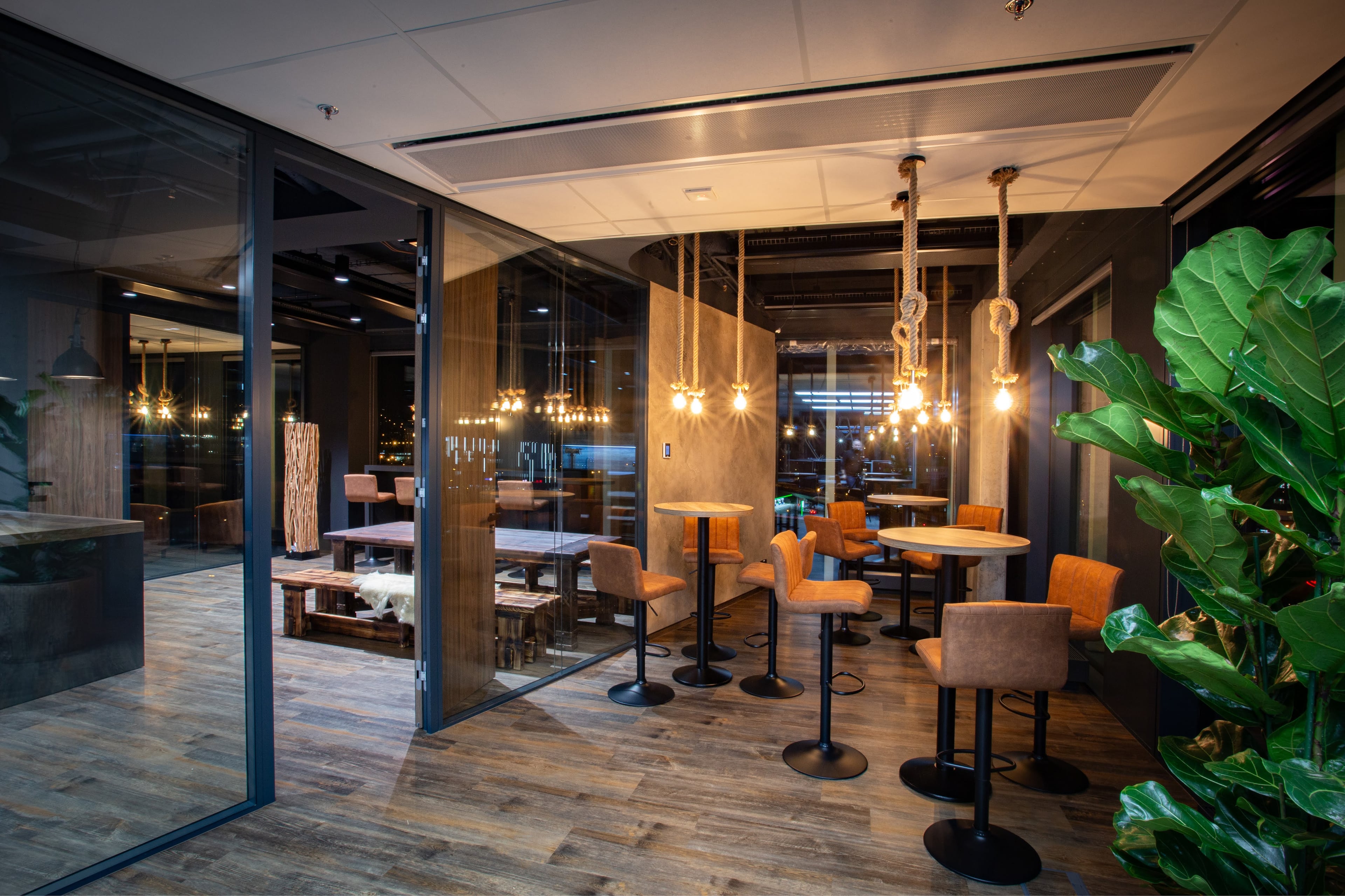 Rekonstrukce kanceláře pro Oddin.gg – obrázek 11